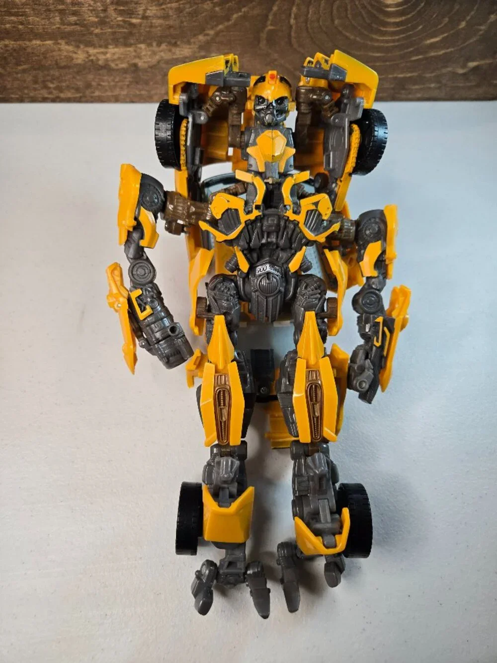 Transformers: Dark of the Moon MechTech Leader Class Bumblebe. Loose. READ